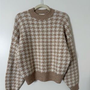 H&M Women's Houndstooth Sweater - Tan and Cream